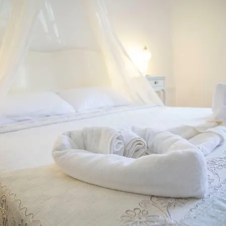 Zeren Alacati فندق مبيت وإفطار Çeşme