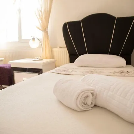 Bed & Breakfast Zeren Alacati